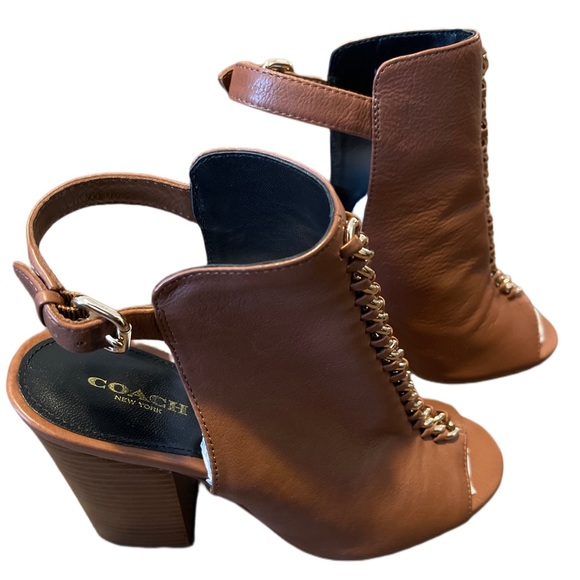 Coach Camel Leather Peep-Toe Ankle Boot with Gold Chain in size 8 - Picture 6 of 10